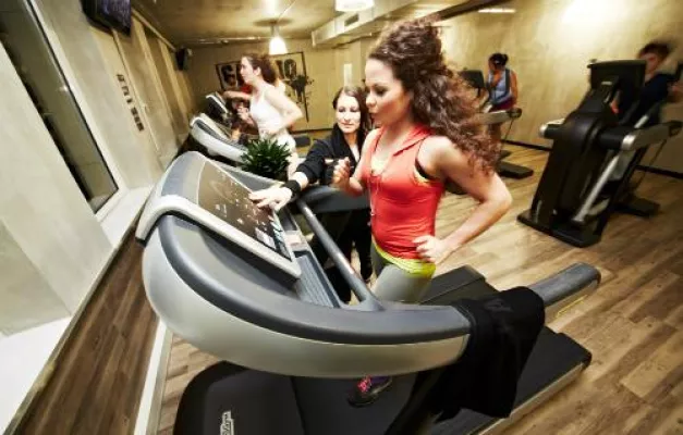 Bild: Fitnesstraining ist auch Frauensache