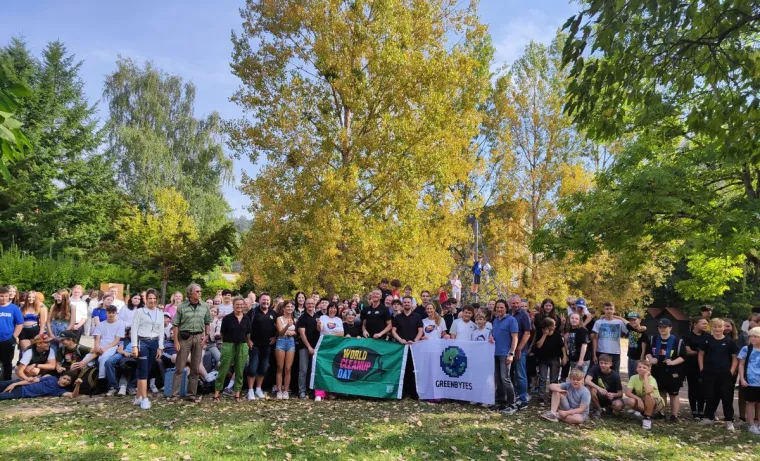 Bild: World Cleanup Day - die größte Müllsammelaktion der Welt