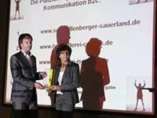 Bild: Netzpepper holen Südwestfalenaward für Schmallenberg