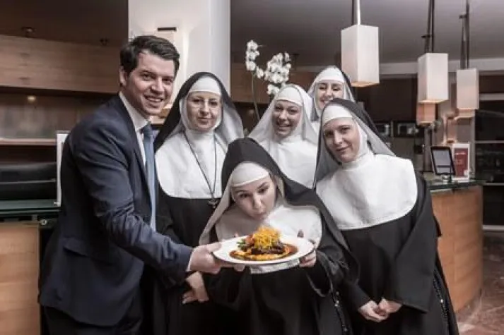 Premierenstart: Non(n)sens Musical Dinner im ARCOTEL Castellani Salzburg Bild: Premierenstart: Non(n)sens Musical Dinner im ARCOTEL Castellani Salzburg