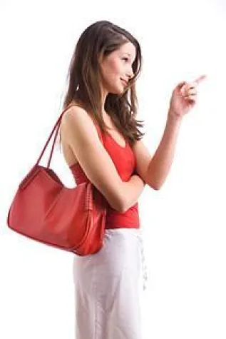 Bild: Dank Bargeldbonusprogrammen wird jeder Tag zum Equal Pay Day