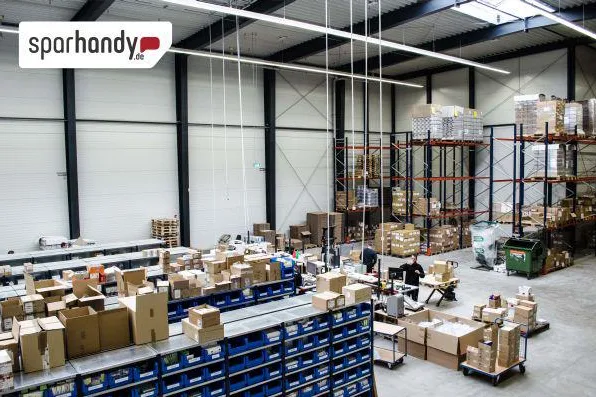 Sparhandy steigert Logistik-Kapazitäten um 300 Prozent auf bis zu 1 Million Pakete pro Jahr Bild: Sparhandy steigert Logistik-Kapazitäten um 300 Prozent auf bis zu 1 Million Pakete pro Jahr