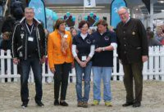 Bild: Neu auf dem Markt und gleich prämiert: Das Pferde-Logbuch