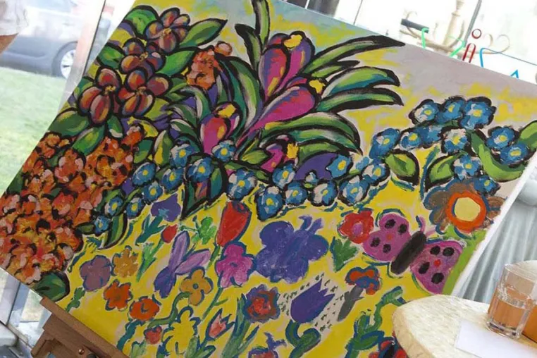 Bild: Benefiz Vernissage – ein Blumenmeer für einen guten Zweck (eine Initiative der Malervereinigung Graz)