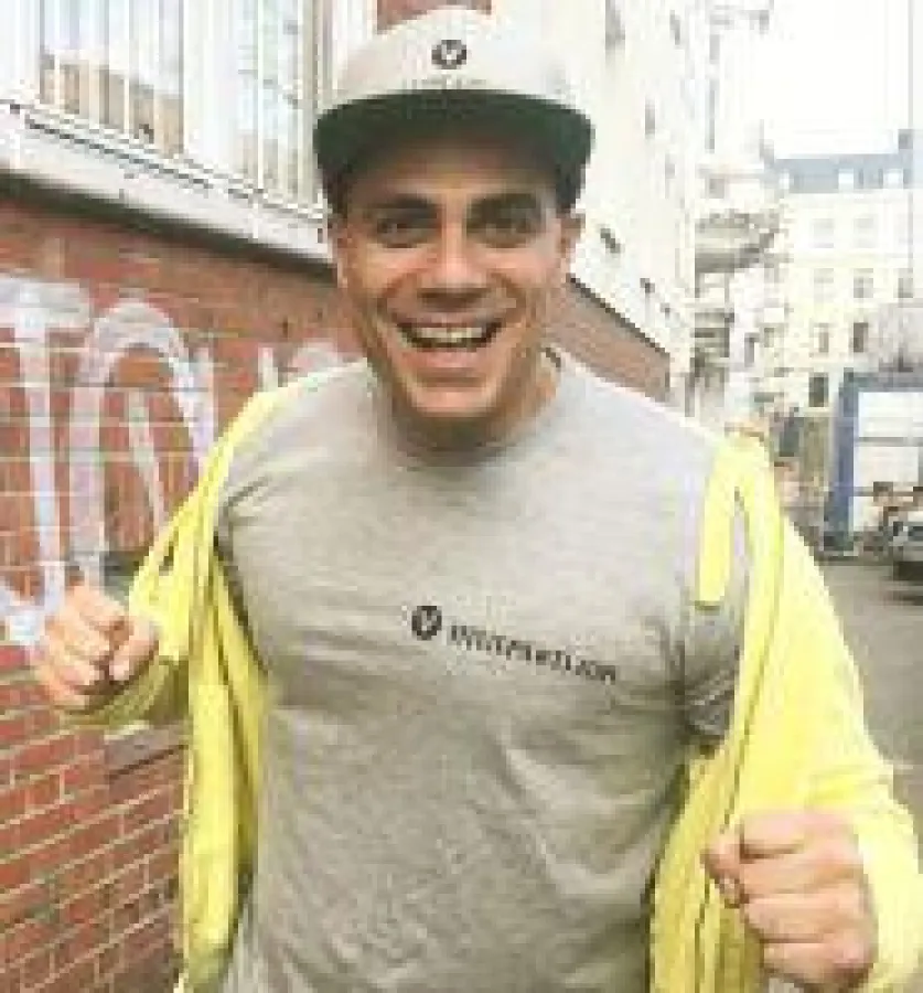 Silva Gonzalez: Fit fürs Baby mit Vitalstoffriegeln von vitelements