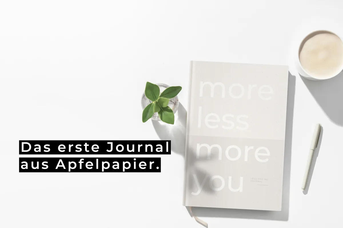 Das erste Journal aus Apfelpapier. (© LESS AND ME)