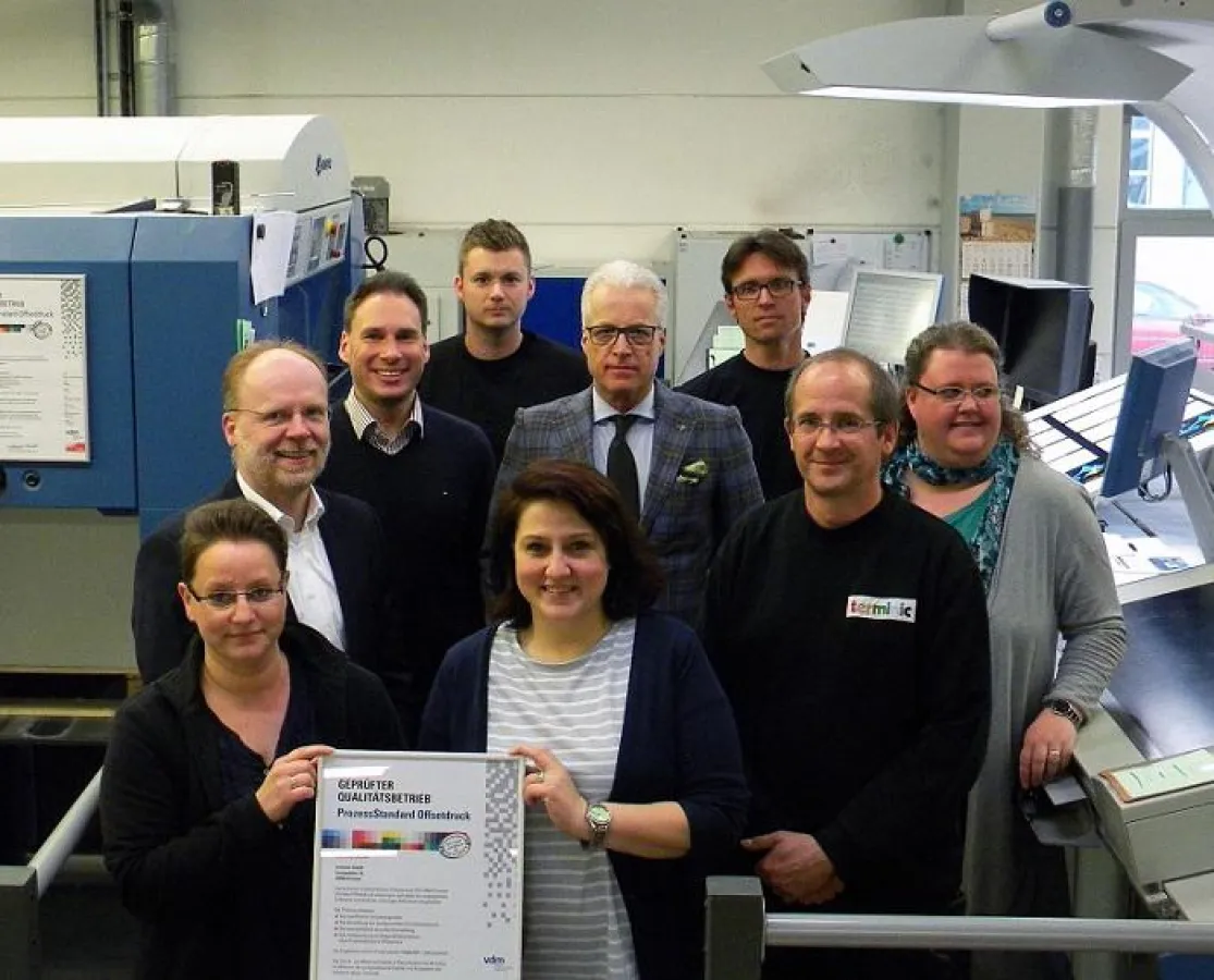 Das PSO-Team des Kalenderherstellers terminic mit Udo Eickelpasch, Prüfer des vdmno e.V.