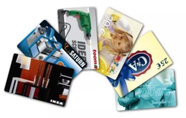 Bild: Immer das passende Präsent aus der Geschenkkartenwelt von Retailo - Weihnachten 2009: Gutscheine sind top