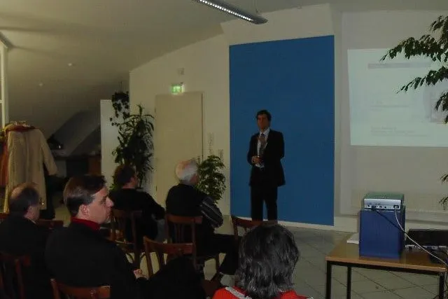 Gehirnforschung + Wissensmanagement = Informationen für das Projektmanagement Bild: Gehirnforschung + Wissensmanagement = Informationen für das Projektmanagement