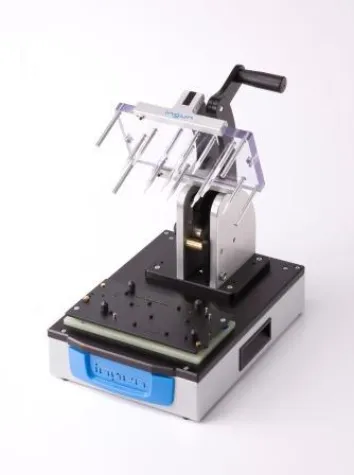 Bild: MA 350/F und MA 360/F - Kompakte Linearhebeladapter zur Kleinserienprüfung