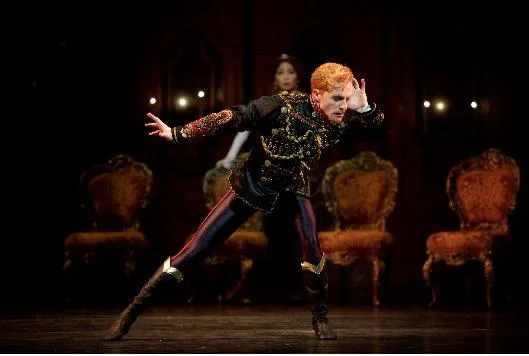 Bild: The Royal Ballets düstere und gefährliche Produktion „Mayerling“ live im Kino