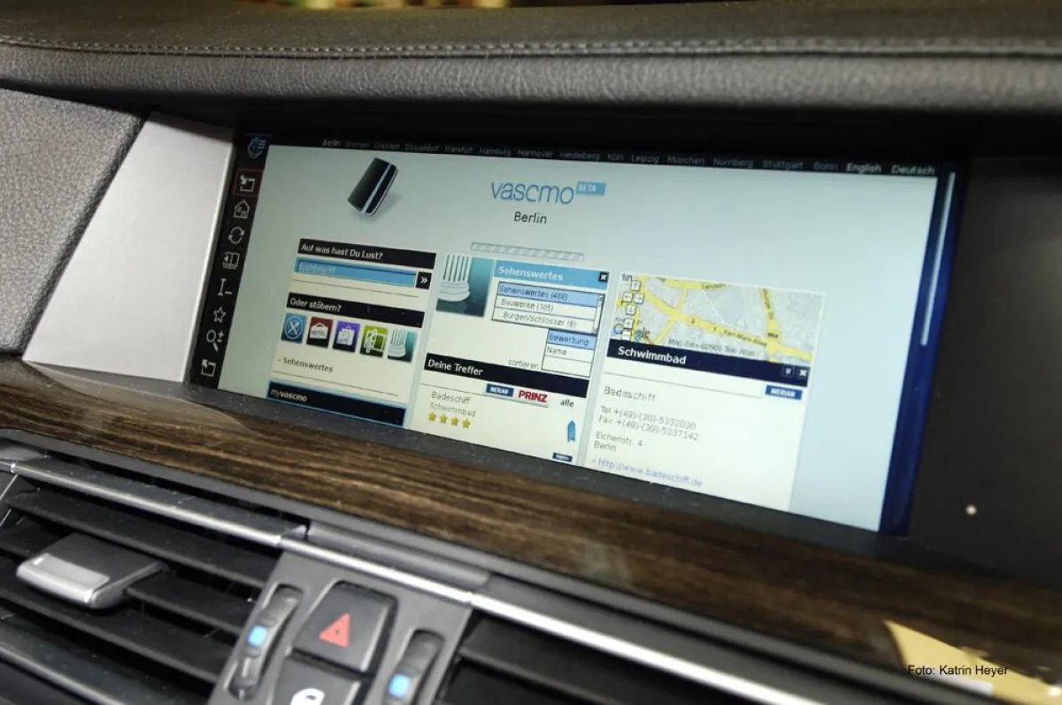 Demonstration der Anbindung der vascmo-Plattform im 7er BMW