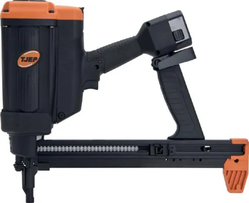 Bild: Effektives und einfaches Nageln in Beton