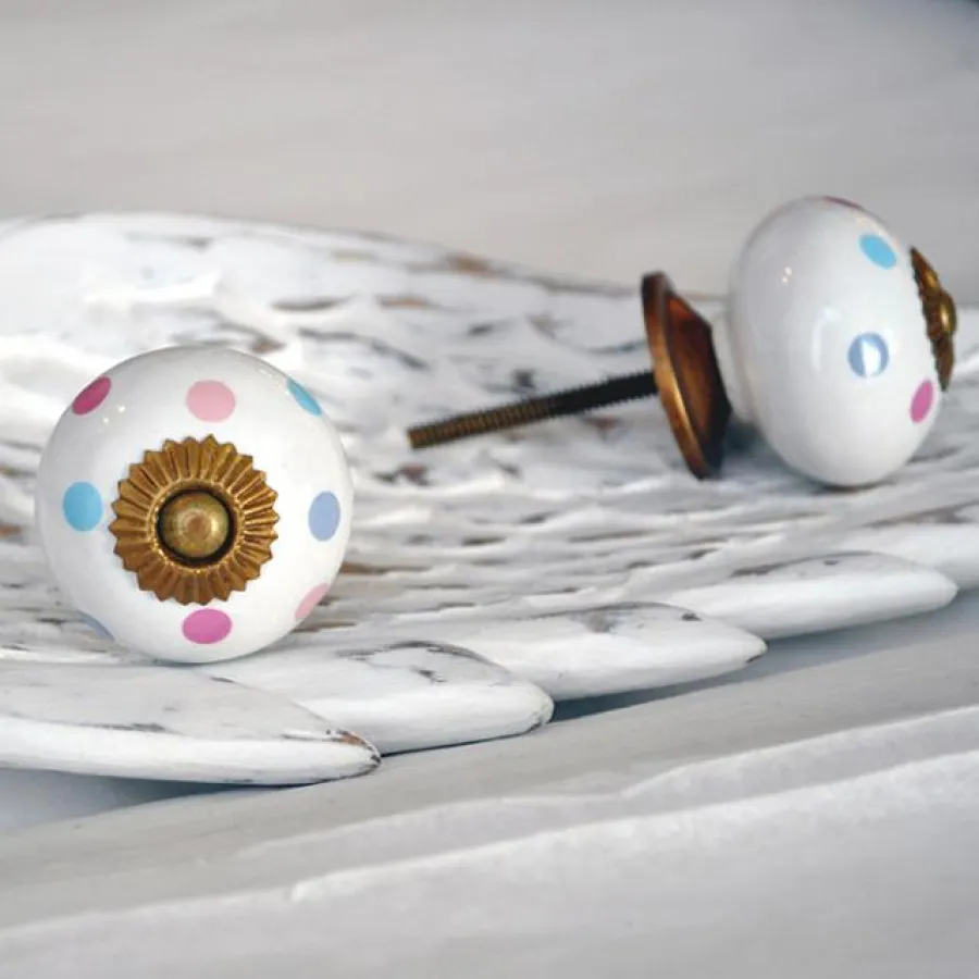 Möbelknäufe von shabbyflair - Foto: Alexandra Loos, shabbyflair.de