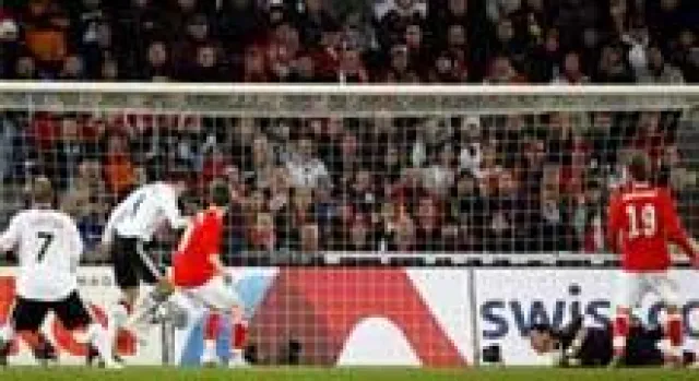 Bild: EM 2008: Gomez Held des Tages