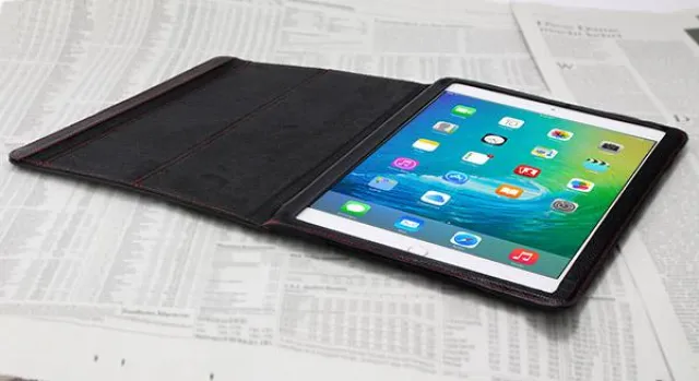 Edles Leder trifft auf magnetische Premium-Aufstellfunktion – das Opis tablet 9.7 pro garde für iPad 9.7'' pro Bild: Edles Leder trifft auf magnetische Premium-Aufstellfunktion – das Opis tablet 9.7 pro garde für iPad 9.7'' pro