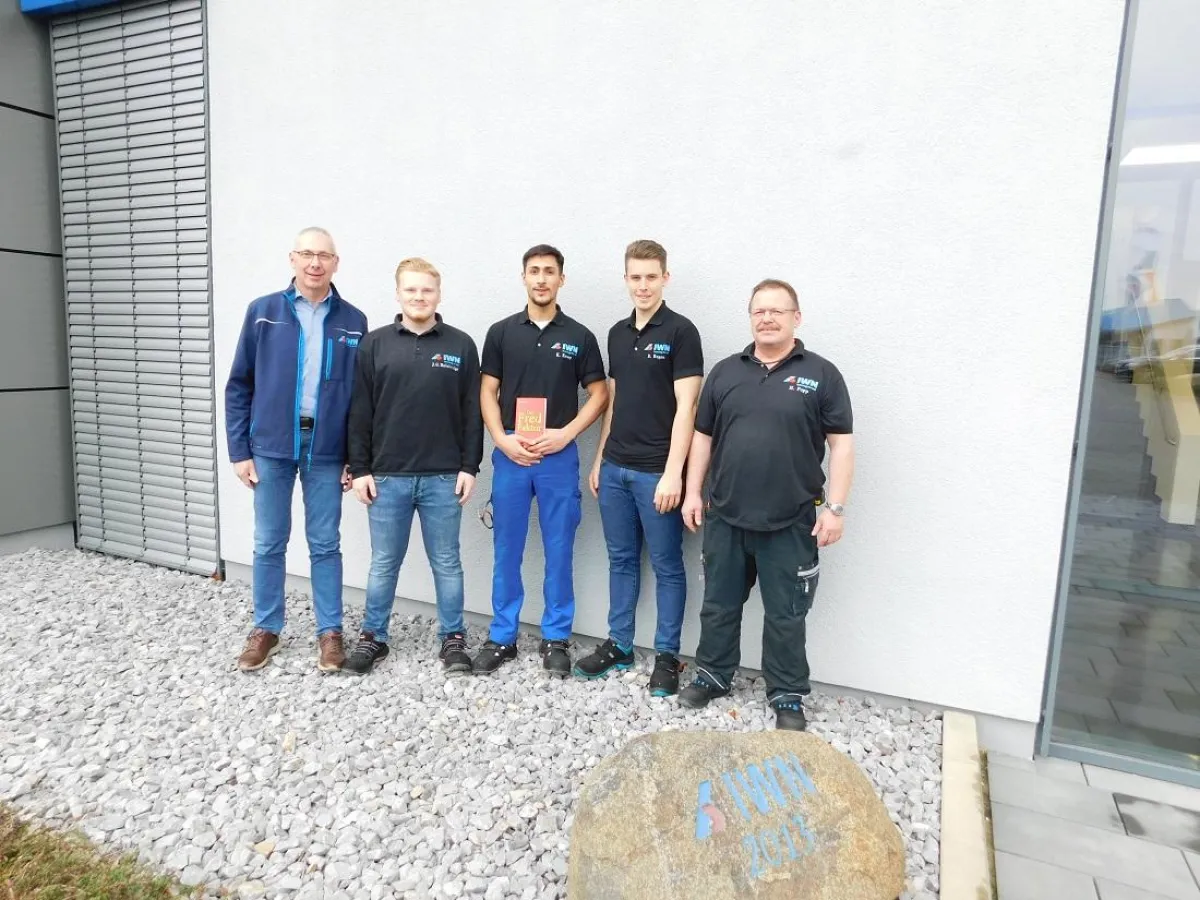 (v.l.n.r.) Reinhold Schulte, Jack Bainbridge, Kagan Ersoy, Daniel Reger und Holger Popp