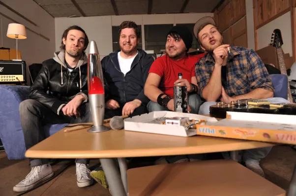 Strichpunkt - Pop/Rock aus Freiburg Bild: Strichpunkt - Pop/Rock aus Freiburg