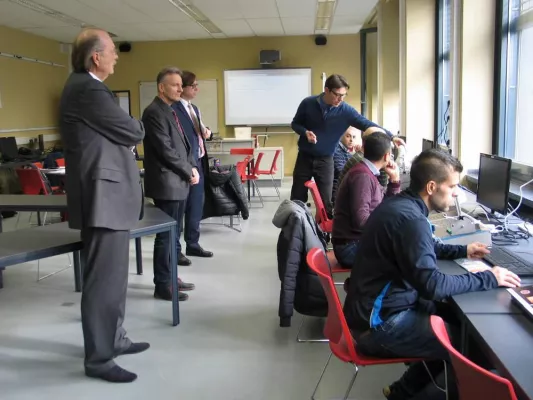 Bild: Qualifizierungsmaßnahme für geflüchtete Menschen im CJD Rhein-Erft im EKoZ in Kerpen