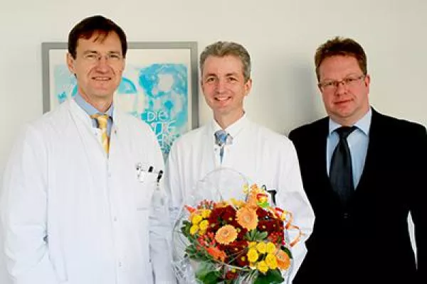 Bild: Neuer Chefarzt in der Klinik für Anästhesiologie und Intensivmedizin