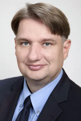 Bild: Vollzeit-Vater mit Beruf - Im Interview Holger Vogel, Veranstalter der women&work