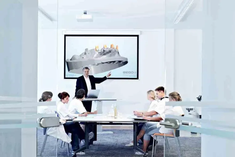 Bild: Digitale Abrechnung leicht gemacht Schulung bei ISAR DENTAL