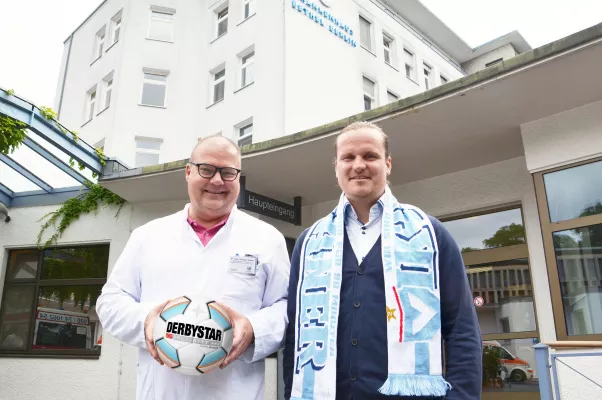 Bild: Verlässliche Partner - FC Viktoria 1889 Berlin und Krankenhaus Bethel Berlin gehen in die 8. gemeinsame Saison