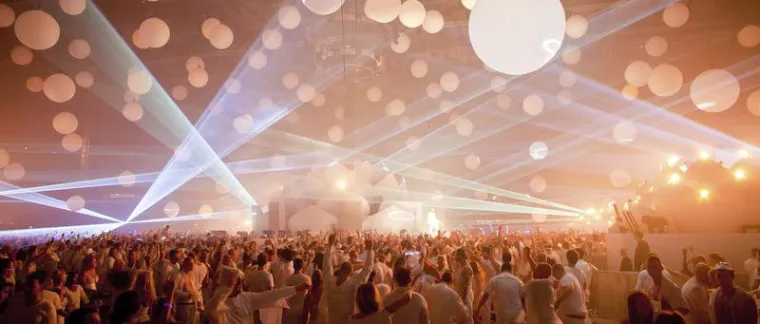 Momondo wird offizieller Partner der Sensation Travel Bild: Momondo wird offizieller Partner der Sensation Travel