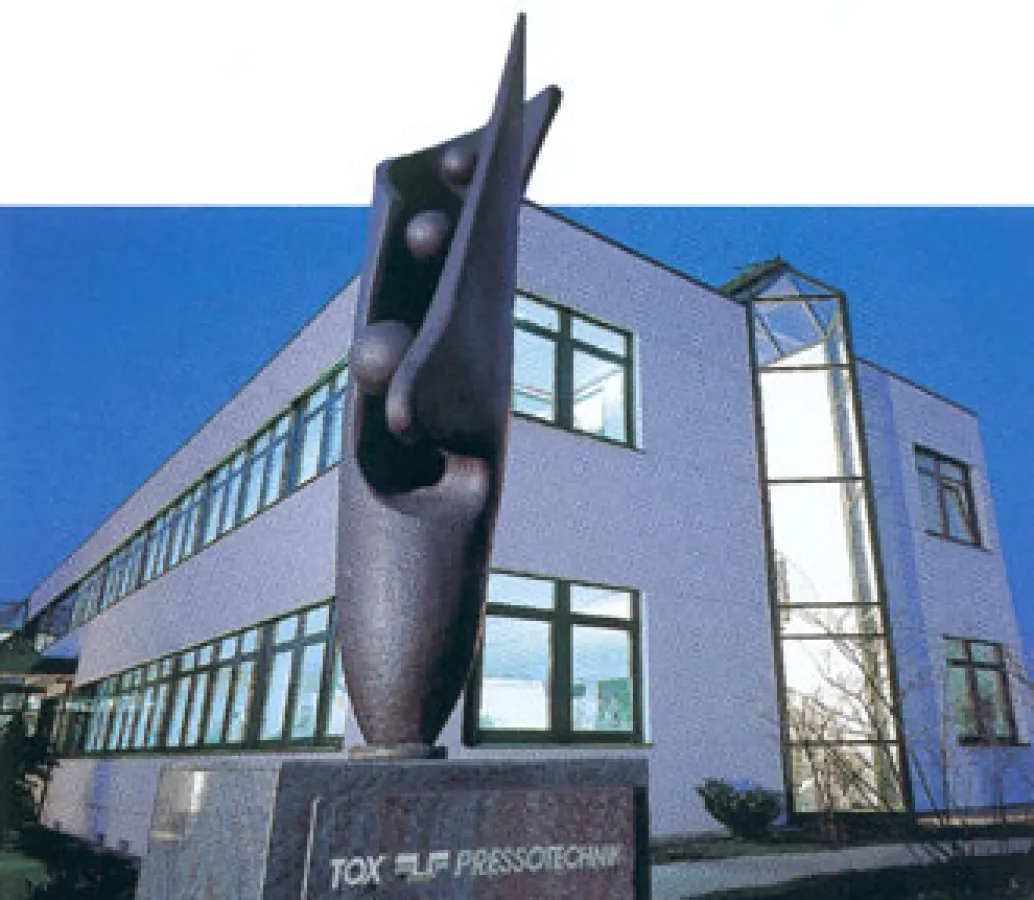 Das Stammwerk der TOX PRESSOTECHNIK in Weingarten.
