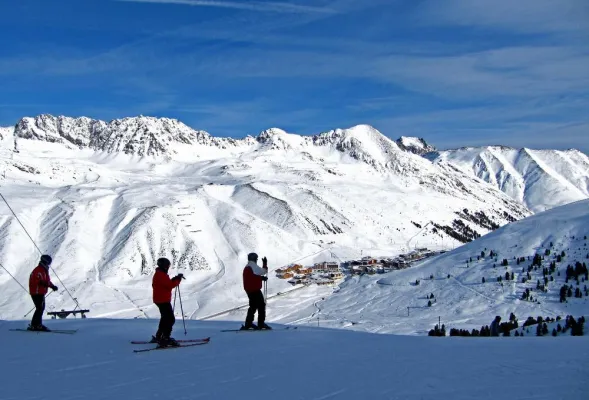 Bild: Der Pisten-Knigge: Skifahren mit Stil