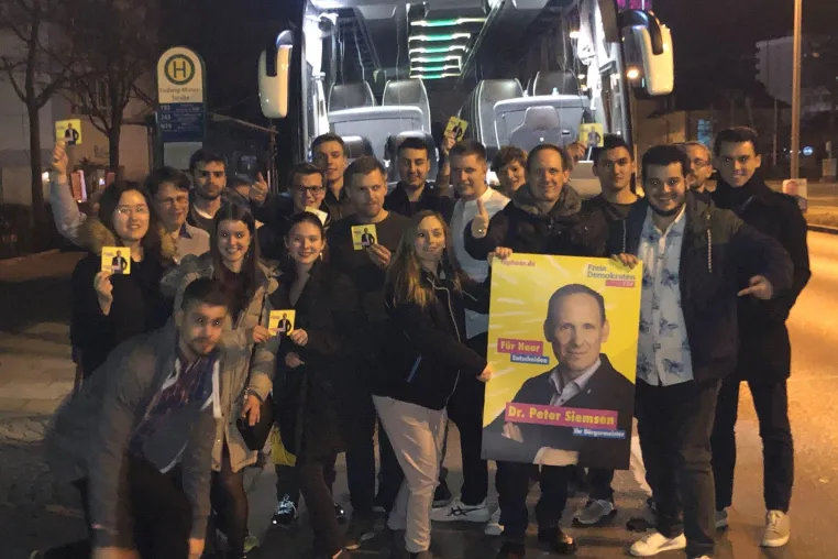 Bild: Politischer Nachtbus in Haar