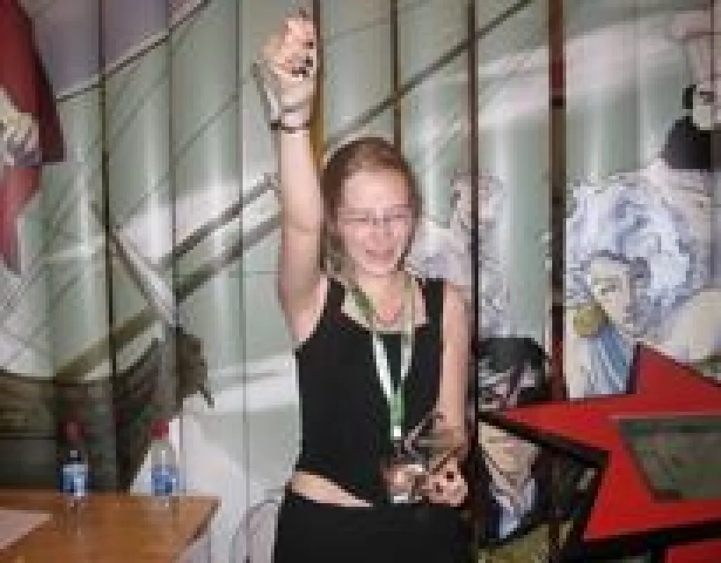Die Gewinner Sarah Wisbar (21) des Comicstars-Contest
