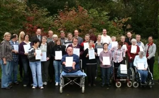 „Erfolgreiche Bilanz aktiver Arbeit“ - Jubilare der Siegener Werkstätten geehrt Bild: „Erfolgreiche Bilanz aktiver Arbeit“ - Jubilare der Siegener Werkstätten geehrt