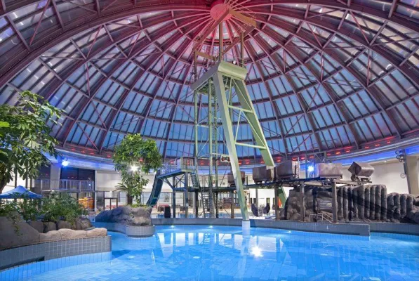 Bild: HYDROTECT- veredelte Fliesen im 1. Bergbau-Erlebnisbad der Welt