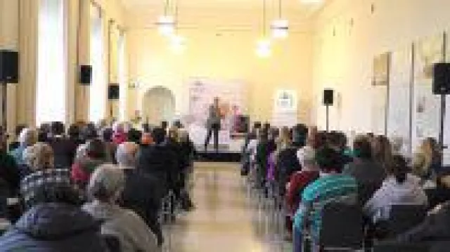 Senioren-Assistenten Ausbildung -Akademie HELP,Thema: Demenz, na und? Bild: Senioren-Assistenten Ausbildung -Akademie HELP,Thema: Demenz, na und?