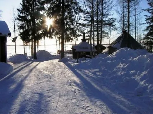 Bild: Land & Strand: »Outdoor-Aktivitäten – unsere Spezialität!«