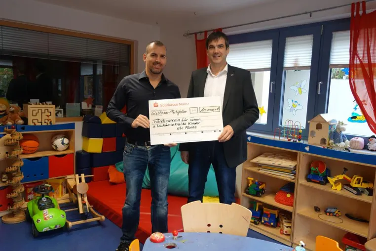 Bild: glatthaar-fertigkeller finanziert neues Beleuchtungskonzept für Kinderkrebsstation in der Kinderklinik Mainz