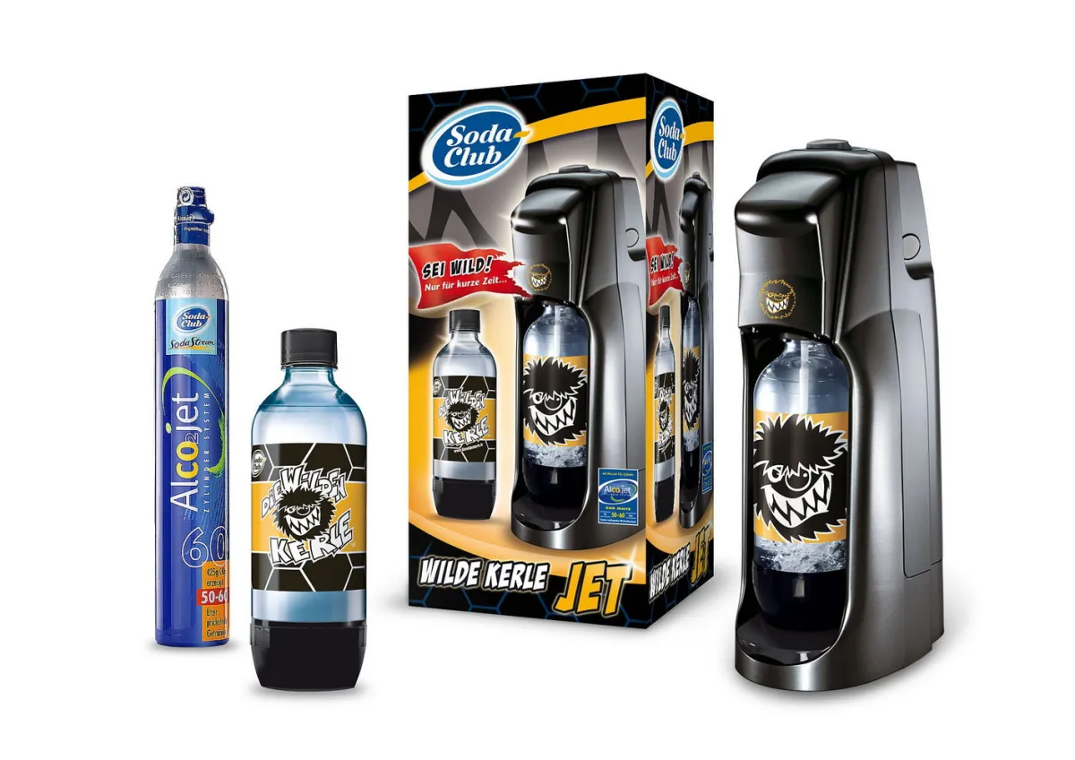 Der Soda-Club Sprudler zum Film: „Wilde Kerle“ Jet schwarz inklusive 2x 1,0 Liter Design PET-Flasche und ein original Soda-Club Alco2jet 60 Mietzylinder