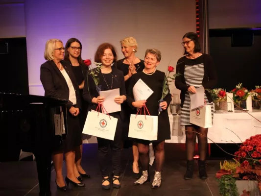 Bild: 100 Jahre und kein bisschen leise: Schwesternfest in Fellbach stattgefunden