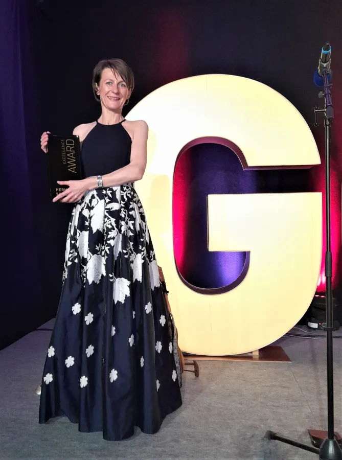 Snjezana Bacher wurde mit einem „Excellence Award“ beim Internationalen Speaker Slam ausgezeichnet. (© Gabi Koch)