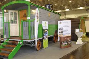 Bild: Glamping - der neue komfortable Campingtrend