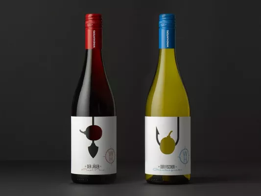 Bild: Packaging Summit 2018: Ulrich Aldinger erläutert, was Wein besonders macht.