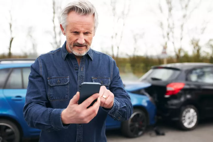 Bild: Kfz Gutachter Frankfurt warnt: Ohne Reparaturnachweis droht Zahlungsverlust