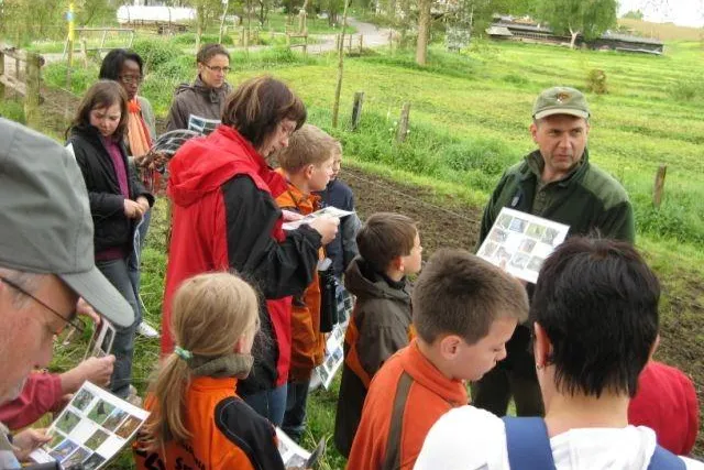 Alsfelder Schwimmer auf Vogelstimmen-Wanderung Bild: Alsfelder Schwimmer auf Vogelstimmen-Wanderung