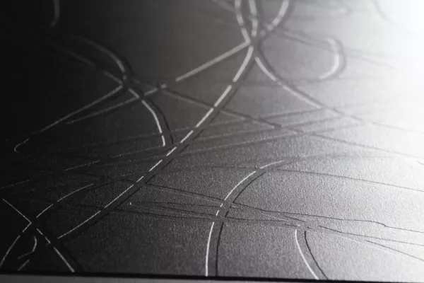 Bild: Dekor- und Oberflächenfertigung im Stile einer Manufaktur