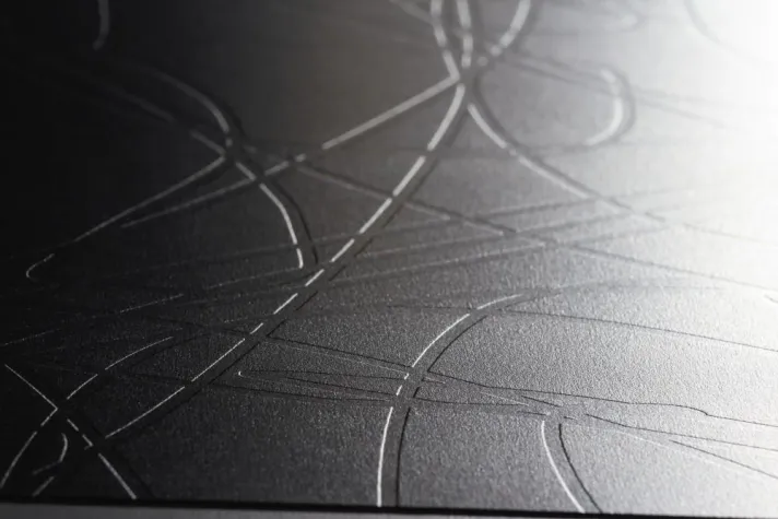 Bild: Dekor- und Oberflächenfertigung im Stile einer Manufaktur