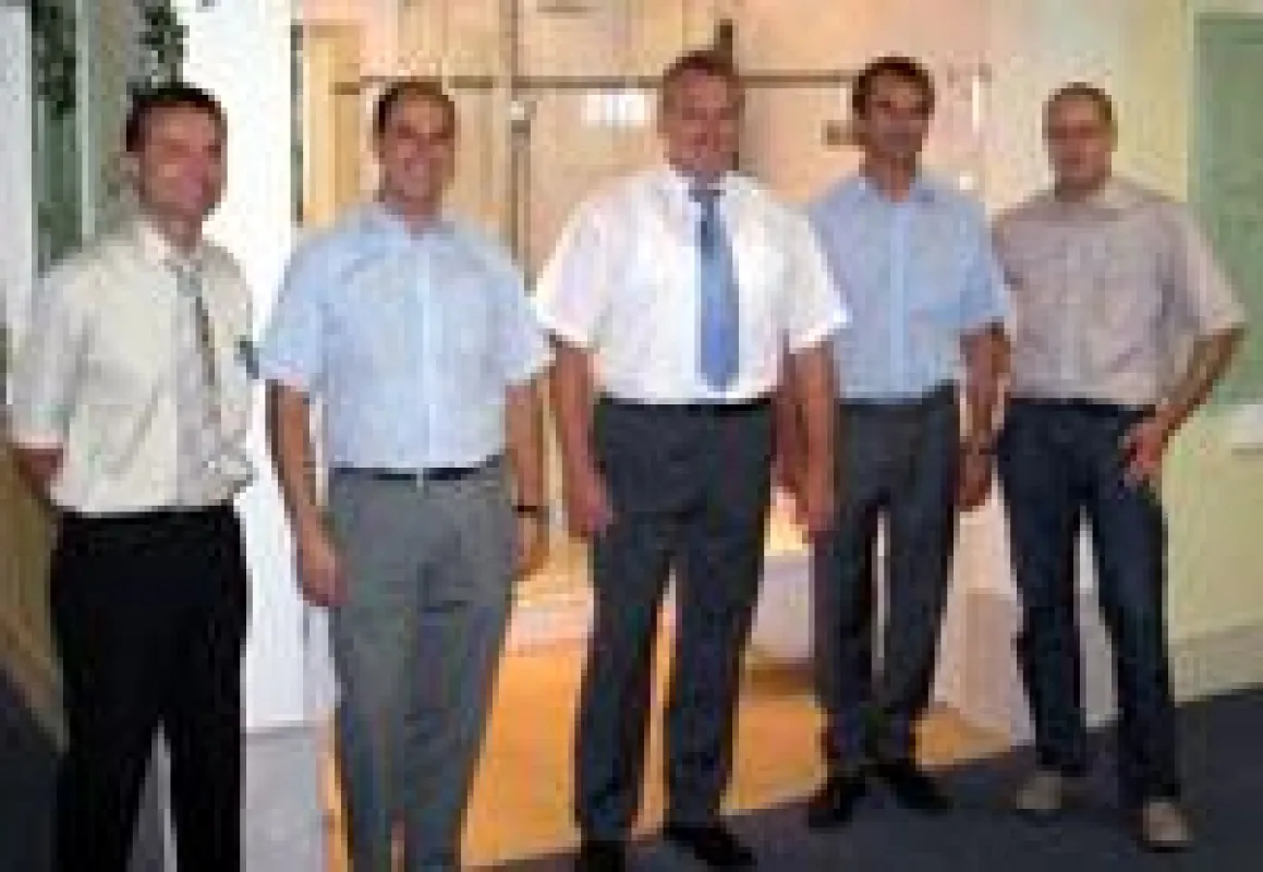 Neustafts Bürgermeister Klaus Meier (Mitte) zu Gast bei der Richard Köstner AG