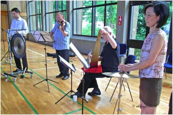 Komposition für Bratsche und Singende Säge Bild: Komposition für Bratsche und Singende Säge