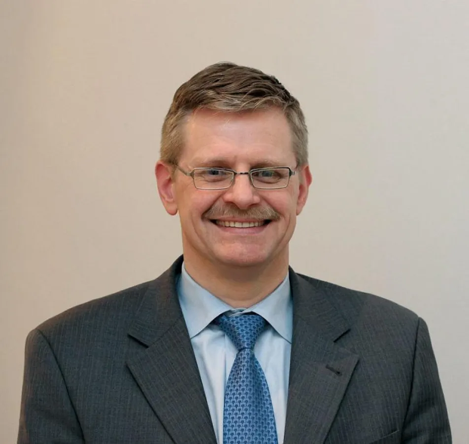 Alexander Jüngst verstärkt das Team der 7x7finanz GmbH in Siegen.