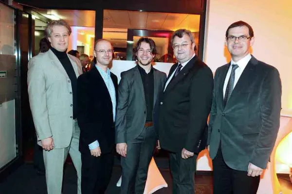 1-jähriges-Jubiläum der Bürogemeinschaft bauzeitplan Baumanagment GmbH und Architekt DI Meixner Bild: 1-jähriges-Jubiläum der Bürogemeinschaft bauzeitplan Baumanagment GmbH und Architekt DI Meixner